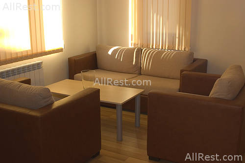 Snowplough Apts 2
